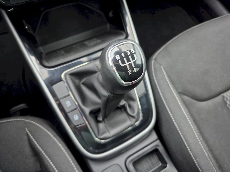 Škoda Fabia (2024) Top Selection 1.0 TSI 70kW - fotka 16 z 25