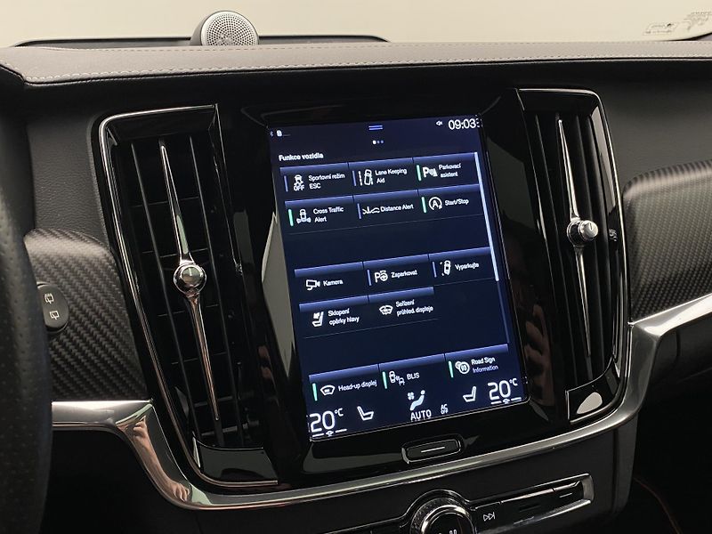 Volvo V90 CC T6 AWD OCEAN RACE AUT CZ - fotka 43 z 57