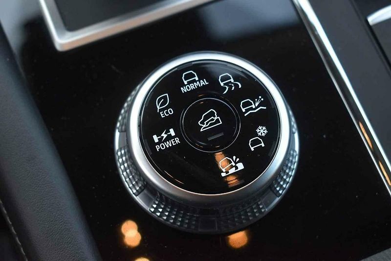 Mitsubishi Outlander je vskutku univerzální rodinný vůz.