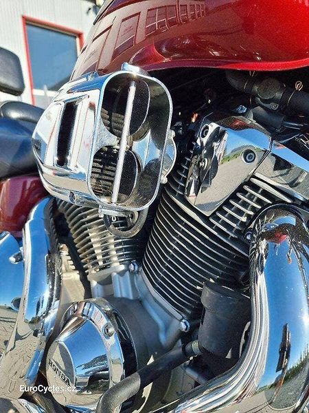 Honda VTX 1800 (2002) - fotka 2 z 19