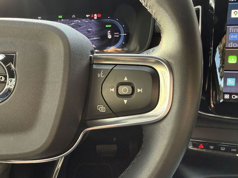 Volvo XC40 Recharge Single Motor 69kWh - fotka 28 z 36