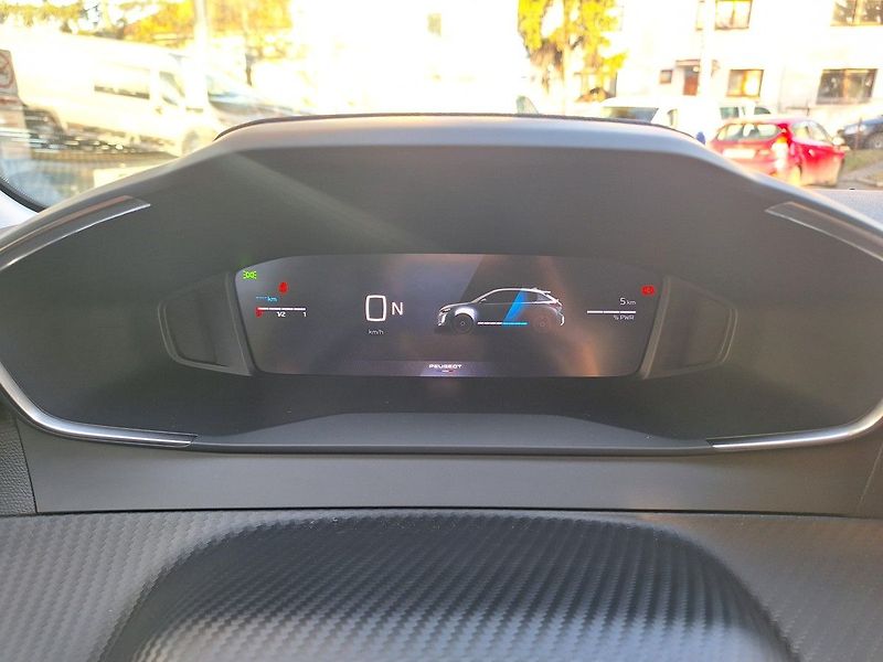 Peugeot 208 (2026) ALLURE Hybrid 110 e-DCS6 - fotka 13 z 23