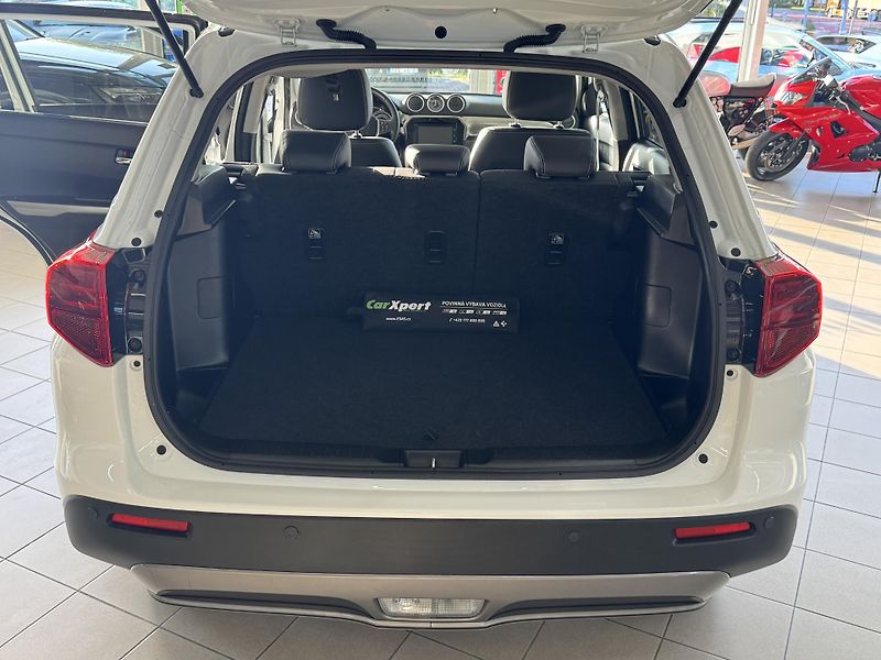 Suzuki Vitara 1,4 BoosterJet AllGrip 4x4  - fotka 22 z 23