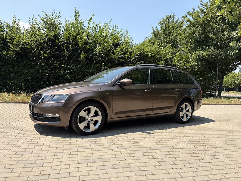 Škoda Octavia 2.0 TDi DSG CLEVER - fotka 3 z 28