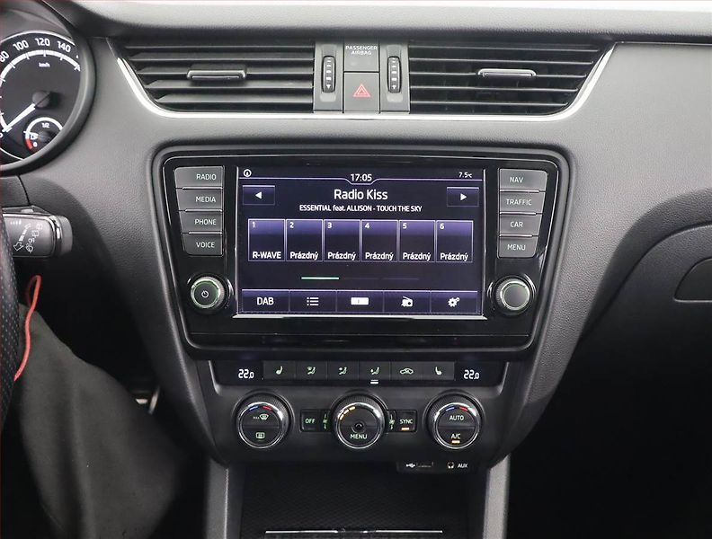 Škoda Octavia (2015) RS 2.0 TDI, Serv.kniha, Navi - fotka 12 z 21