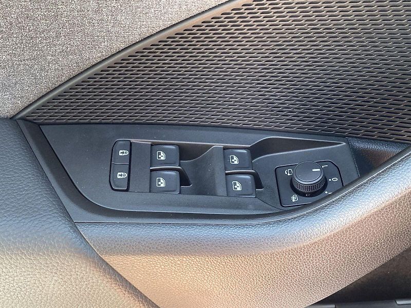 Škoda Octavia (2025) 1.5 TSI M-HEV DSG Top Selectio - fotka 11 z 34