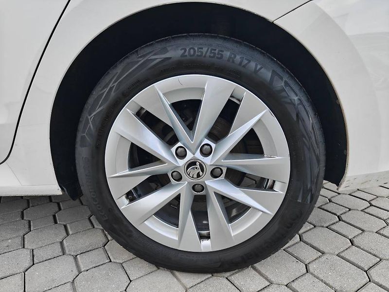 Škoda Octavia Style 6MP 1,5TSI - fotka 22 z 24