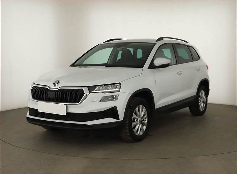 Škoda Karoq (2024) Fresh 1.5 TSI - fotka 2 z 20