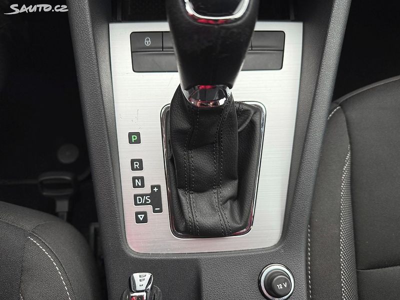 Škoda Octavia 1.6 TDi DSG - fotka 20 z 32