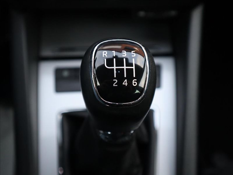 Škoda Octavia 1,4   TSi, DigiKlima, ParkPilo - fotka 22 z 31
