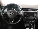 Škoda Octavia (2015) 2.0 TDi, ČR, DSG, AC, park - náhled 13
