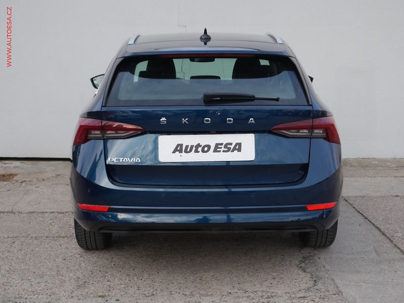 Škoda Octavia (2021) 1.5 TSi, ČR, LED, TZ, park. - fotka 5 z 18