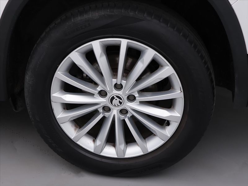 Škoda Kodiaq 2,0 TDI 140kW DSG 4x4 Style CZ - fotka 25 z 32