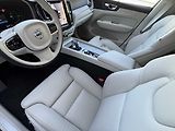 Volvo XC60 PLUS T6 AWD PHEV ACC,BLIS - náhled 22