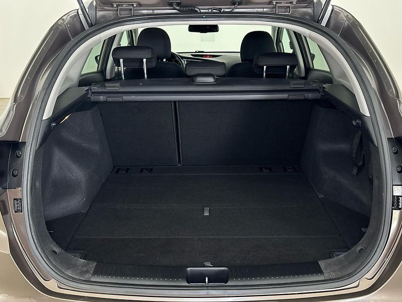 Kia Ceed Exclusive DCT - fotka 10 z 27