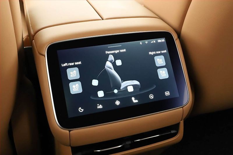 Rising Auto F7 (2025) 77 kWh RWD, SoH 100% - fotka 29 z 31