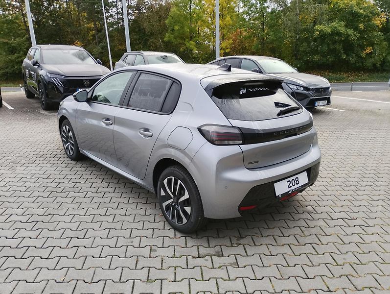 Peugeot 208 (2026) BUSINESS Turbo 100 MAN6 - fotka 5 z 24