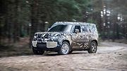 Zamaskovaný Land Rover Defender