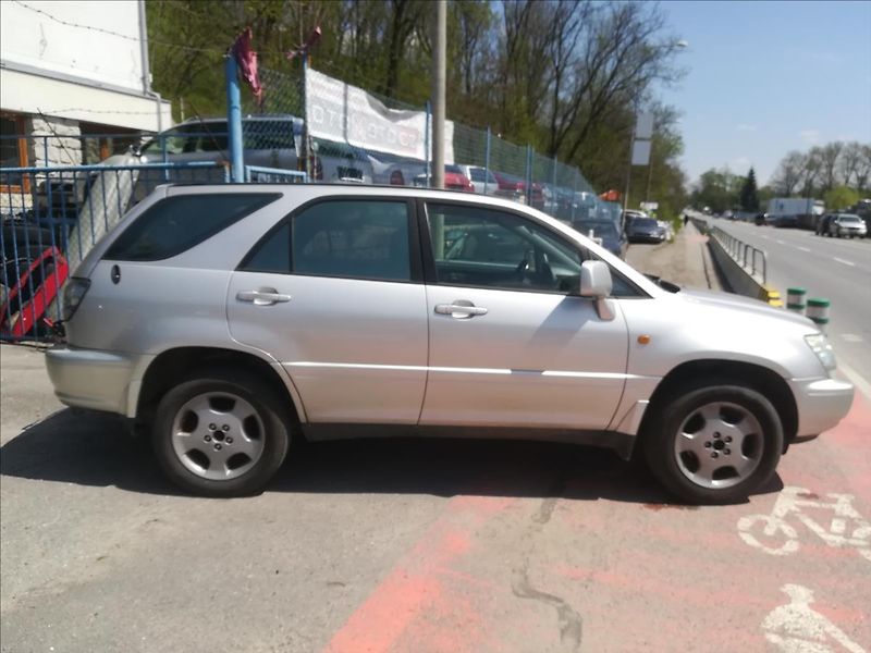 Lexus RX 300 3,0 EXECUTIVE - fotka 14 z 19