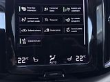 Volvo XC60 B4 AWD INSCRIP. // nezáv. top. - náhled 35