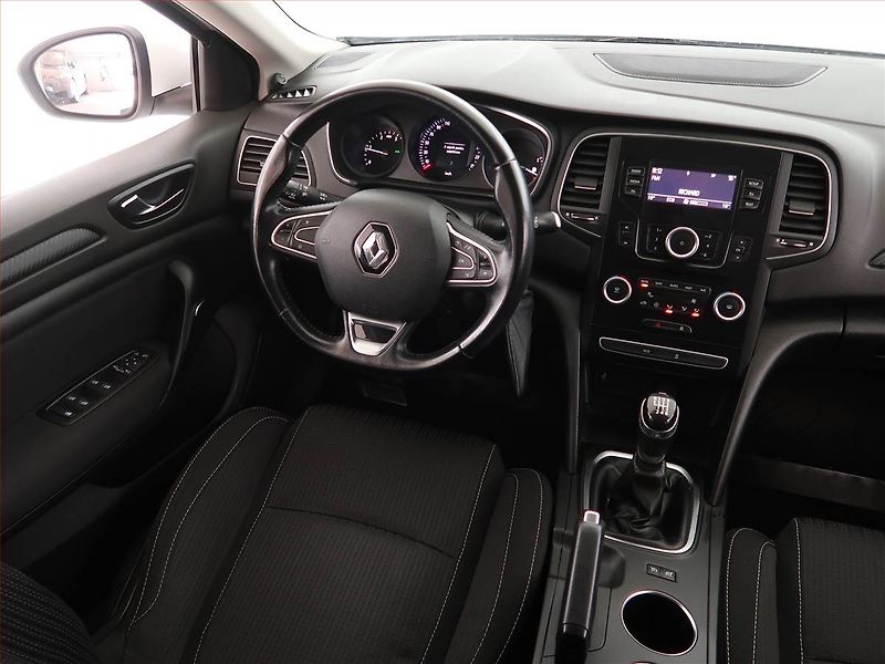 Renault Mégane (2017) 1.5 dCi, Serv.kniha, Tempomat - fotka 7 z 17