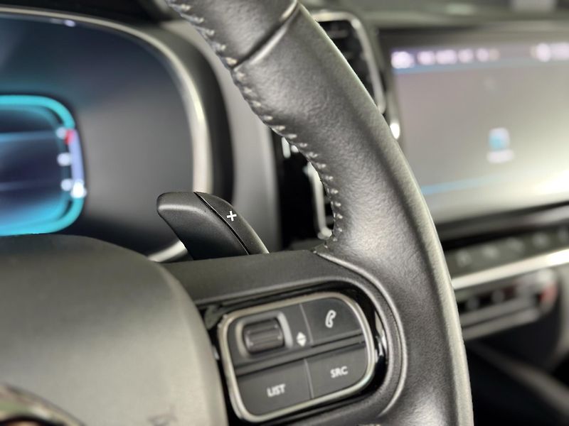 Citroën C5 Aircross 1,5BlueHDi 130 AT8*Panor*Tažné - fotka 27 z 38