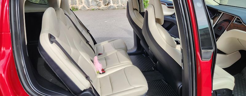 Tesla Model X (2018) 5 MÍST-AWD-KOLA-20-SOH-87,3 - fotka 24 z 58