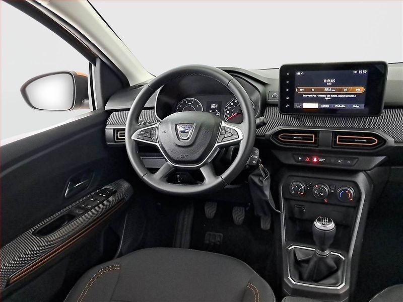 Dacia Sandero (2023) Stepway Essential 1.0 TCe, ČR - fotka 7 z 16