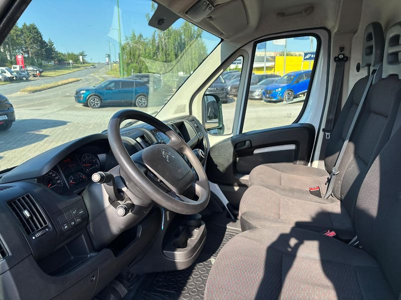 Citroën Jumper L2H2 2.2 BlueHDi 140 - fotka 11 z 18