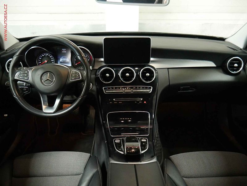 Mercedes-Benz Třídy C (2018) 2.2CDi C220, 2.maj, AT, navi - fotka 8 z 22