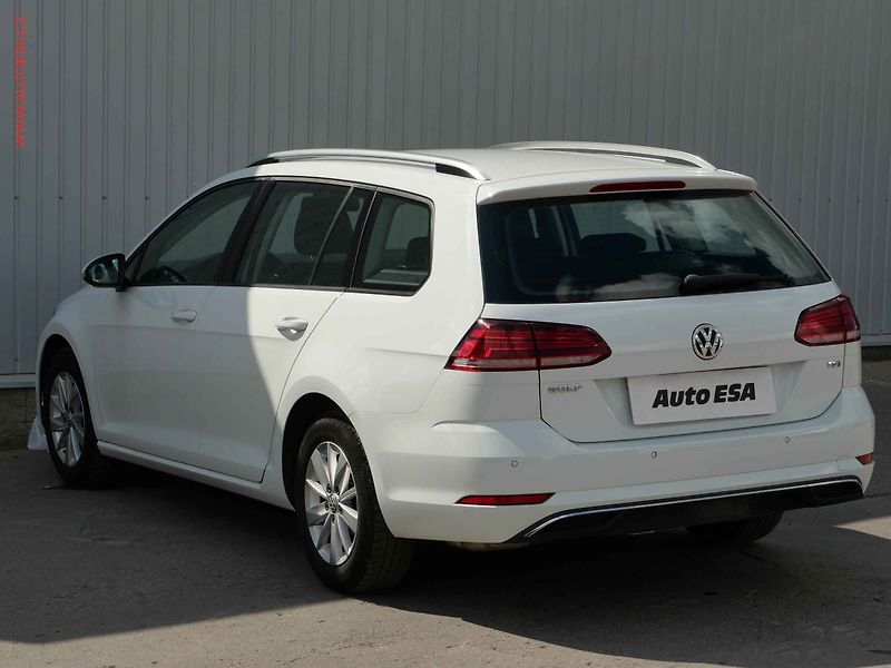 Volkswagen Golf (2017) 1.4 TSi, 2.maj,ČR - fotka 6 z 24