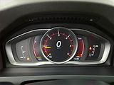 Volvo V60 (2017) D3 2.0, Automat, Xenony - náhled 11