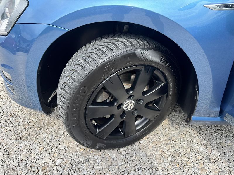 Volkswagen Golf (2015) 1.6TDi,DSG,rezervace - fotka 37 z 49