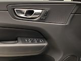 Volvo XC60 B4 AWD DARK PLUS AUT CZ - náhled 29