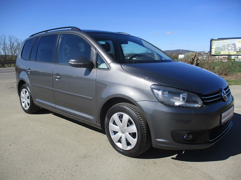 Volkswagen Touran 1,6 TDi CL BlueMotion*TAŽ.ZAŘ. - fotka 5 z 46