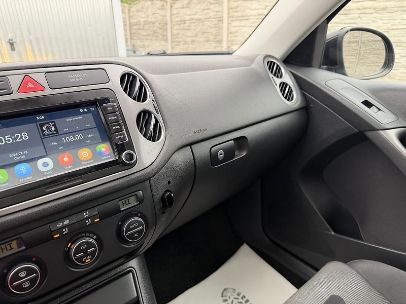 Volkswagen Tiguan 140PS 4x4 DSG PANORAMA - fotka 154 z 158