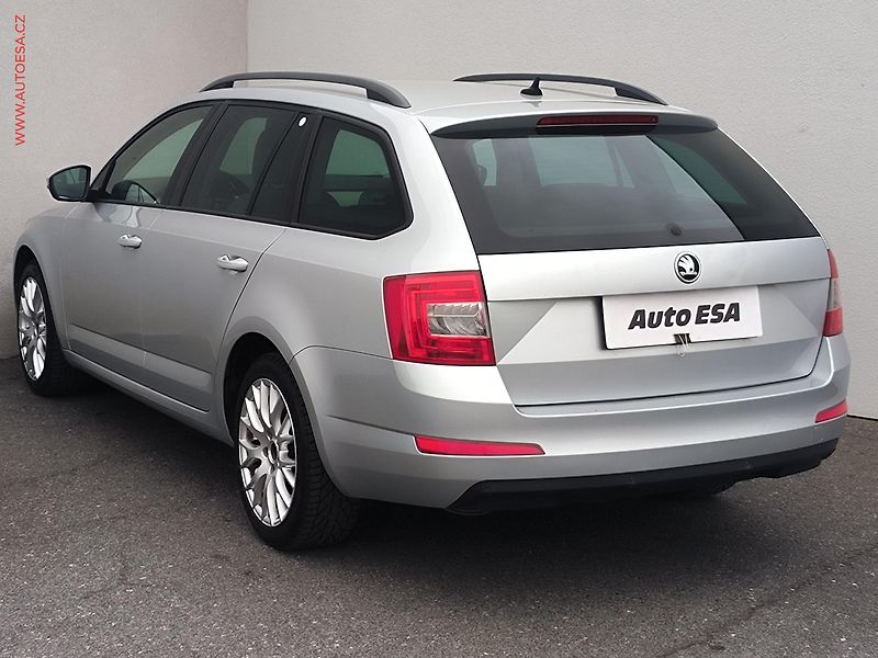 Škoda Octavia (2015) 2.0 TDi, Style, DSG - fotka 6 z 22
