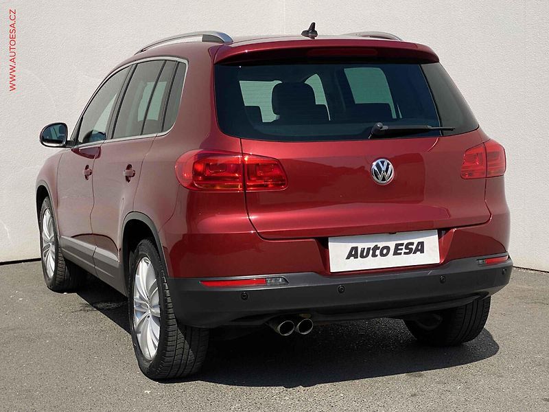 Volkswagen Tiguan (2013) 2.0 TDi, Sport, kůže, navi - fotka 6 z 18