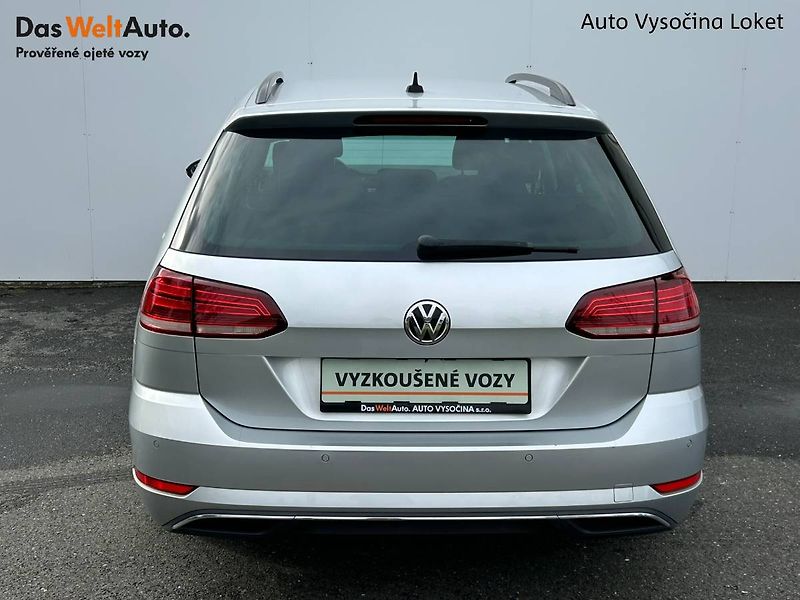 Volkswagen Golf (2020) 1.6 TDI 85 kW MANUÁL - fotka 30 z 35
