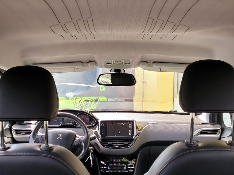 Peugeot 2008 PT Allure *ROZVODY*serv.kn     - fotka 19 z 46