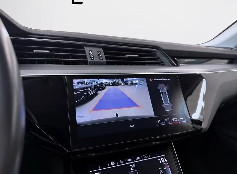 Audi Q8 e-tron 50 Q SoH 94% Kamera Vzduch Taž - fotka 19 z 20