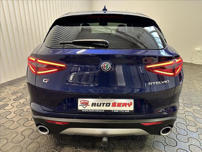 Alfa Romeo Stelvio 2.2JTDM 154kW Q4 SUPER 2XKOLA - fotka 6 z 40