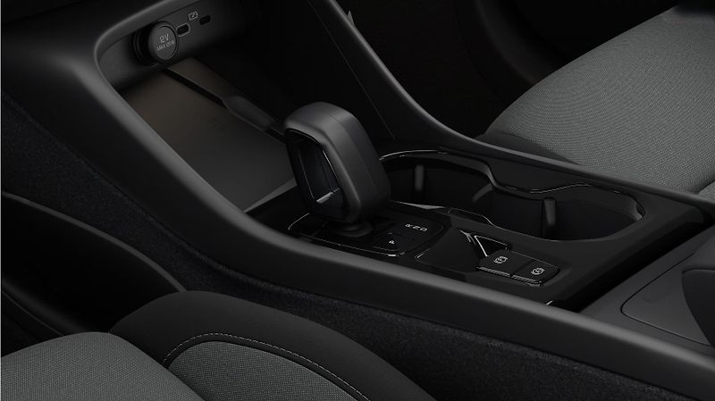 Volvo XC40 (2026) B3 PLUS AUT - fotka 15 z 15