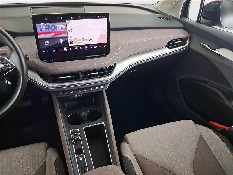Škoda Enyaq (2021) Lodge iV 60 (62 kWh), SoH 93% - fotka 8 z 17