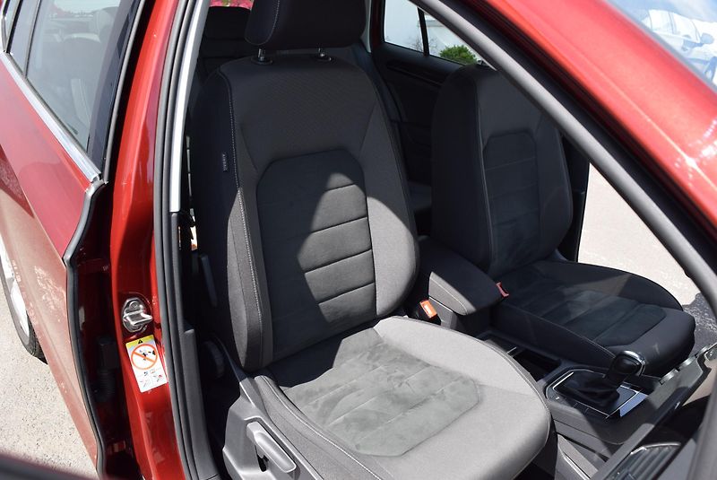 Volkswagen Golf Sportsvan (2020) 1.5TSI 110kw DSG 7° HIGHLINE  - fotka 40 z 50