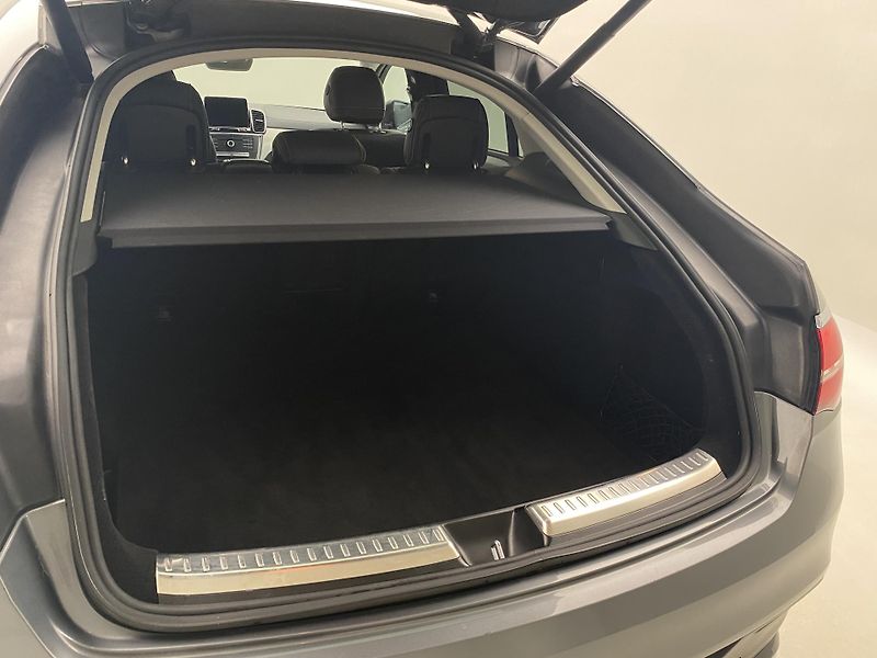 Mercedes-Benz GLE 350d 4MATIC AMG AUT CZ - fotka 6 z 53