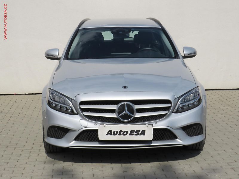 Mercedes-Benz Třídy C (2021) 1.6 d C 200 d, AT, LED, park - fotka 2 z 20
