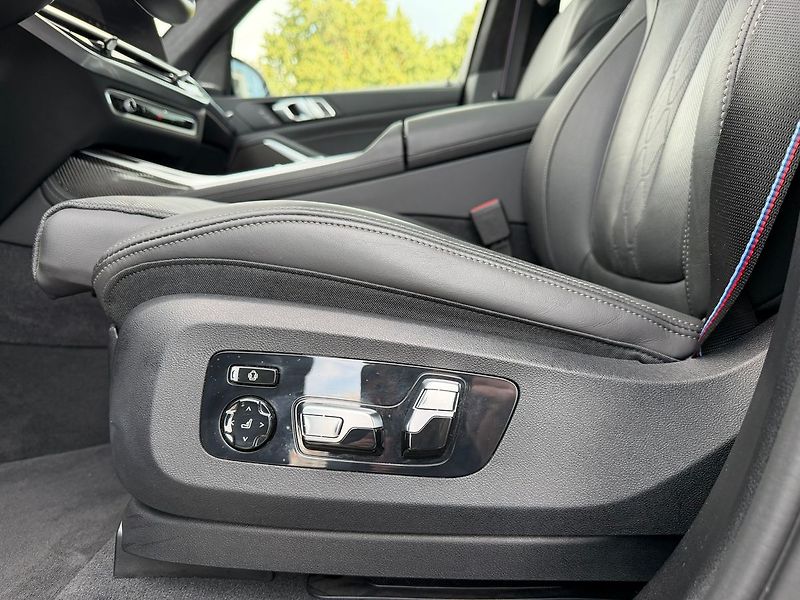 BMW X7 xDrive40d TOP stav - fotka 26 z 40