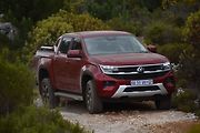 Volkswagen Amarok – s červenými vozy s motorem 2.0 TDI jsme se projeli v jihoafrickém terénu.