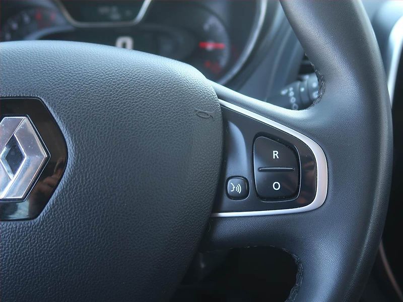 Renault Captur (2018) 0.9 TCe, Tempomat - fotka 15 z 15